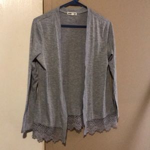 Gray, inspired hearts.